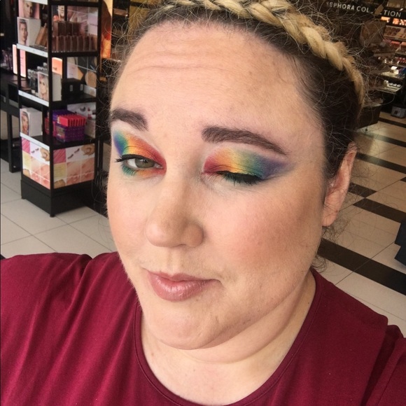 Meet Kat! Howdy, ni hao and ahoj! - Picture 4 of 8